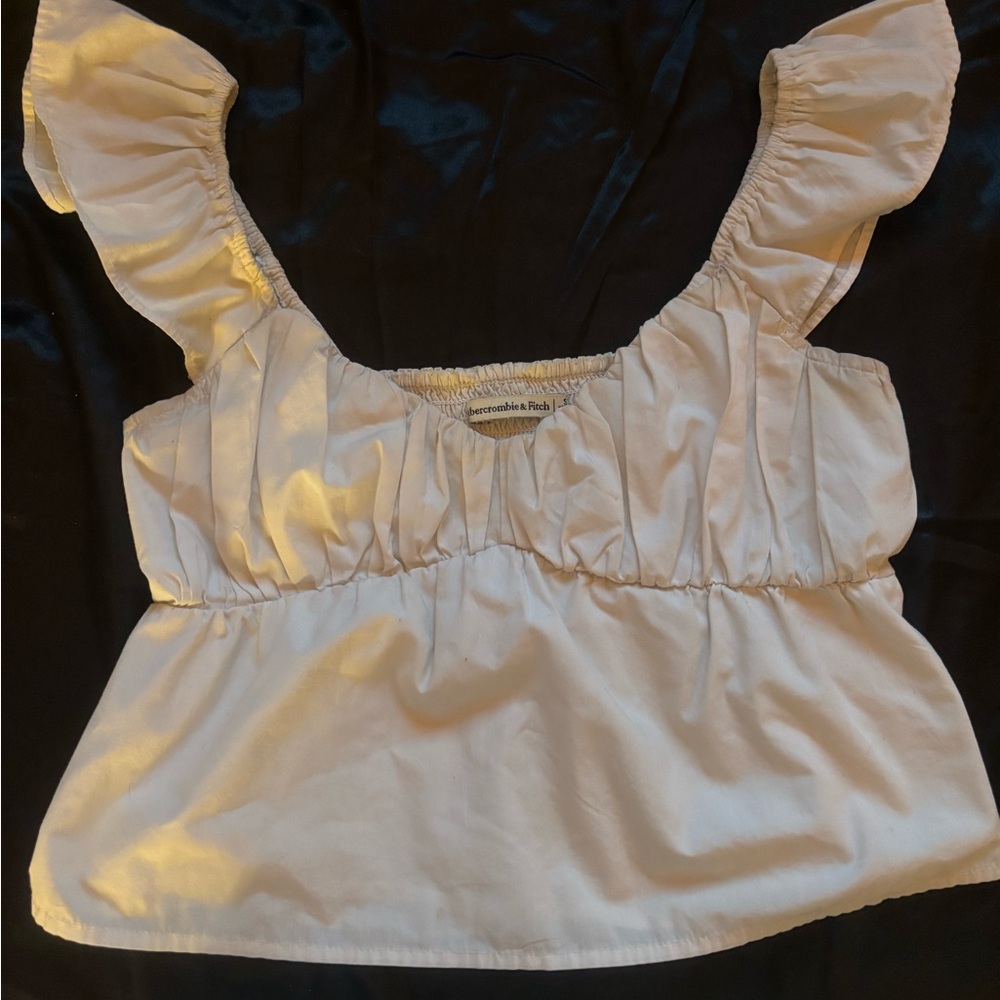 Abercrombie & Fitch Cream Ruffled Blouse